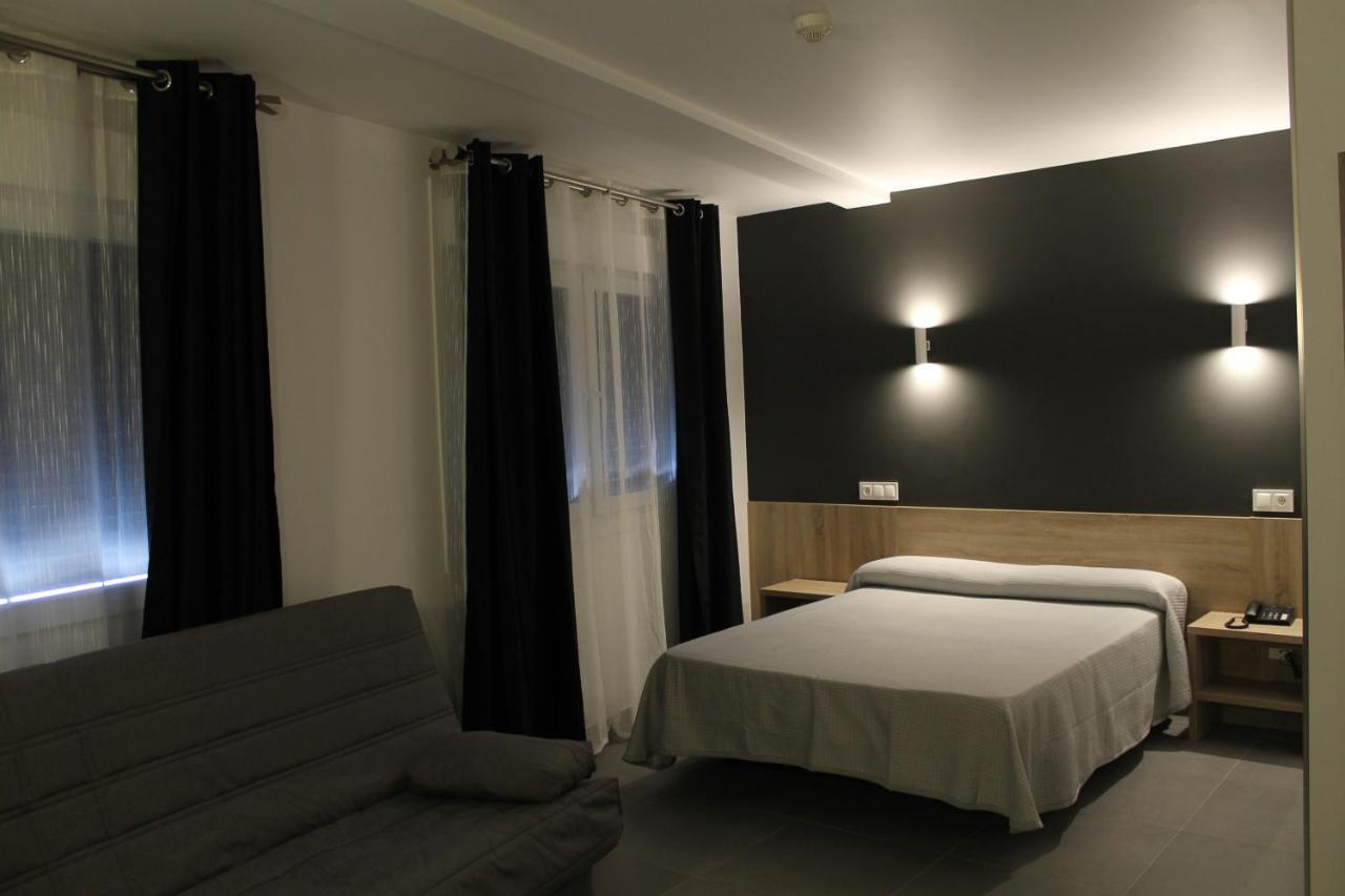 Hotel Hollywood Cangas do Morrazo Exterior foto